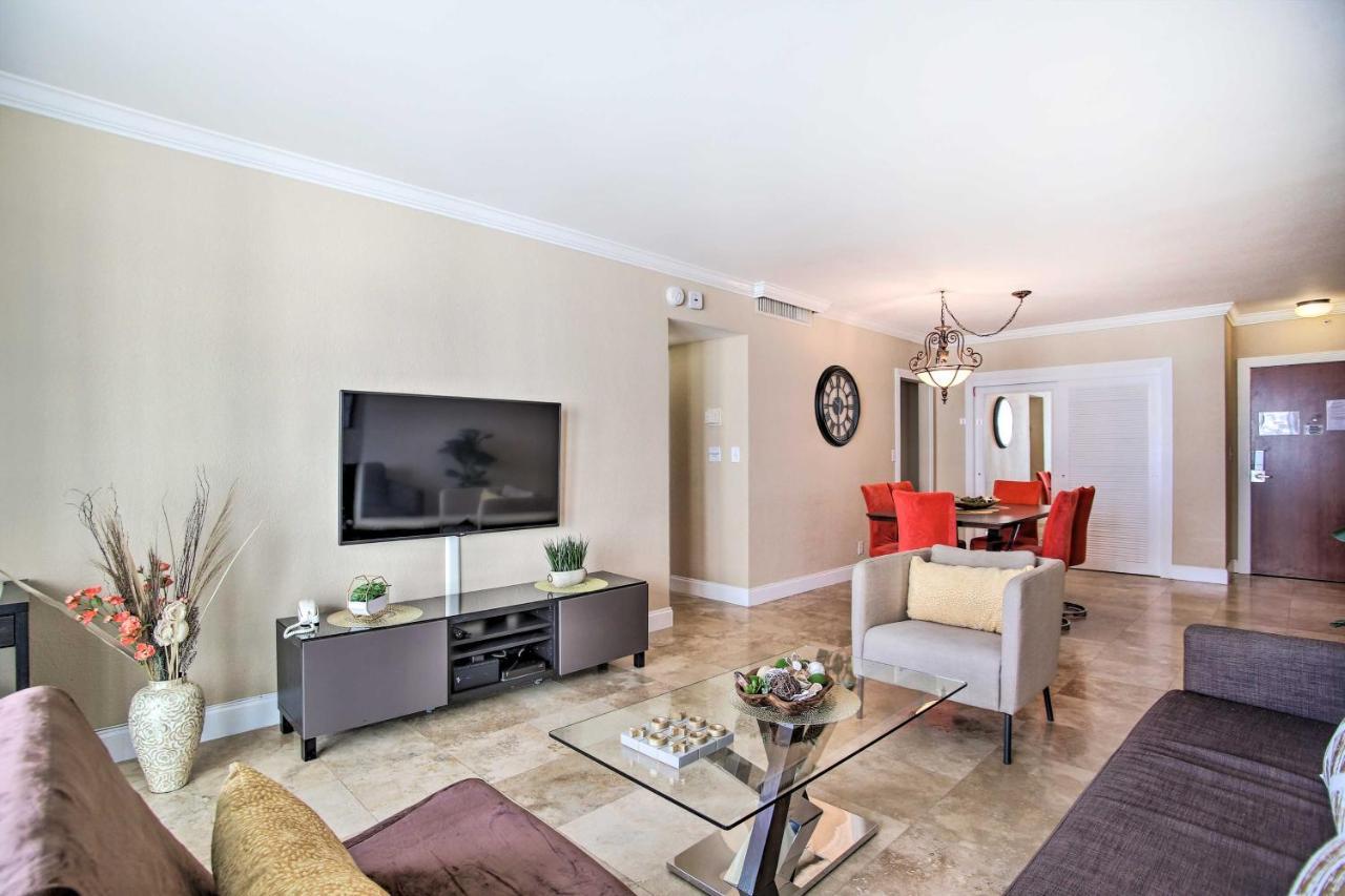 Grand With Stunning Views! *